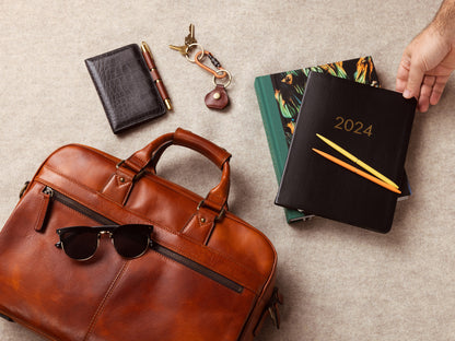 Bosca Italia Single Gusset Stringer Bag  Amber
